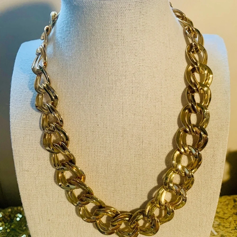 Vintage Flat Double Link Gold Chain Necklace - Picture 3 of 4